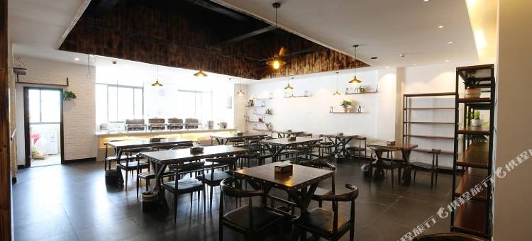 竹山尚优精品酒店图片