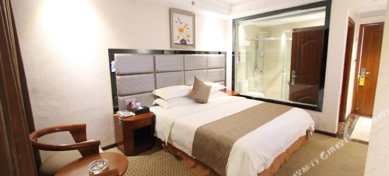 广宁百花假日酒店图片