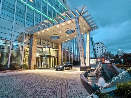 赣州格兰云天国际酒店(章贡区万象城店)详情-pc酒店预订-中国南方航空