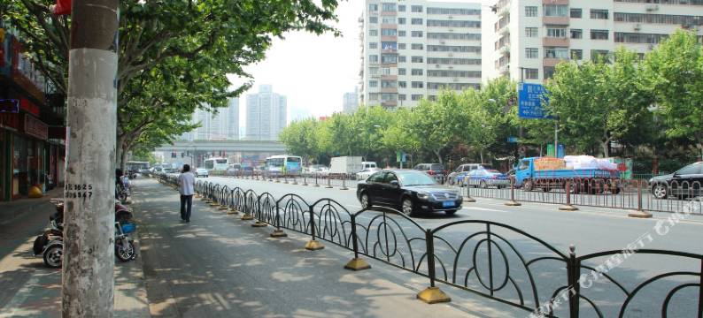 布丁严选酒店(上海长途汽车客运总站店)图片