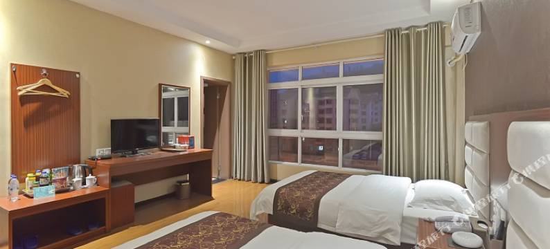 关岭温馨家园酒店图片