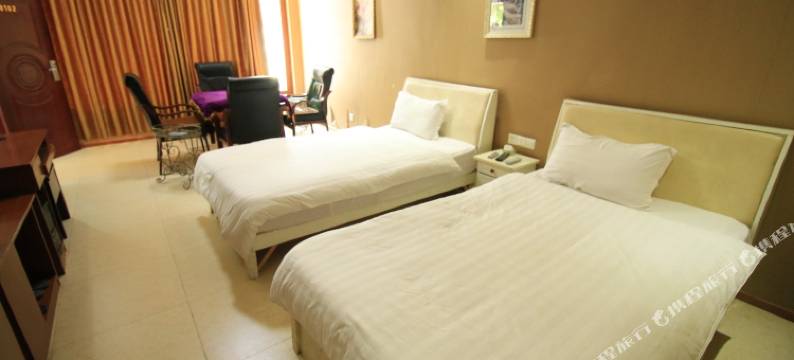 兴文隆翔商务酒店图片