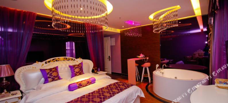 缘爱主题酒店(合肥三孝口老报馆店)图片