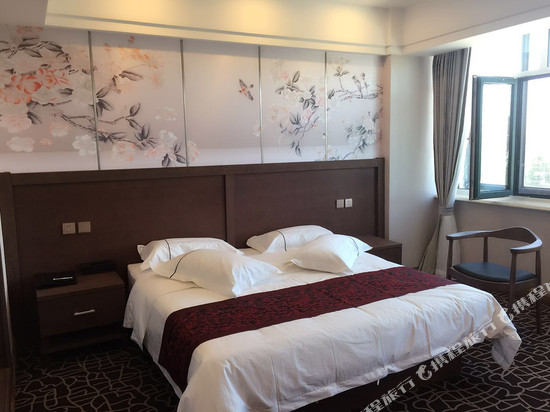 突泉碧水明珠宾馆