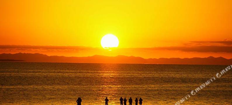 青海湖天边牧人帐篷宾馆图片