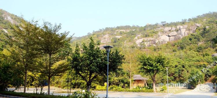 惠东巽寮湾亚丁山水假日酒店图片