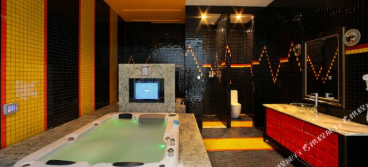 第八月台市集旅馆图片