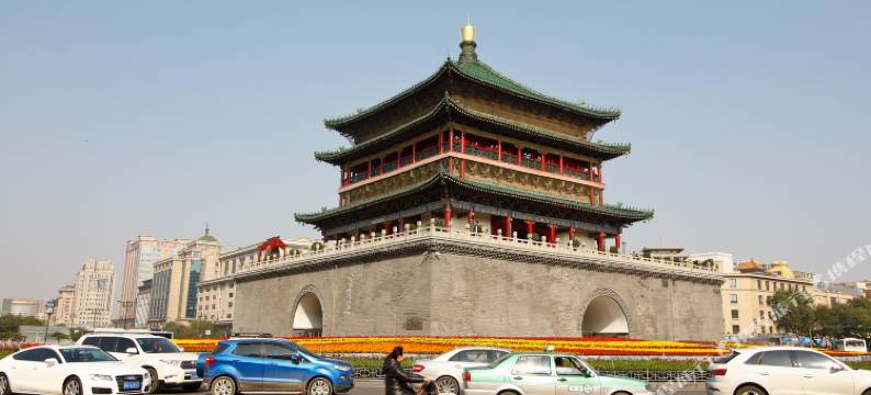 梦想旅行家太空舱青年旅社(西安钟楼回民街店)图片