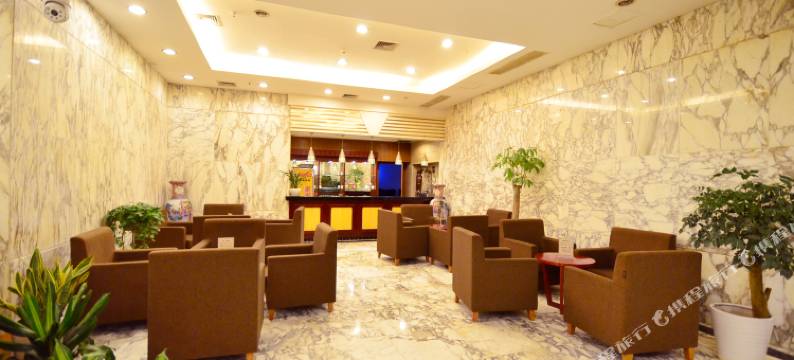 武汉江城大酒店(汉口火车站南广场店)图片