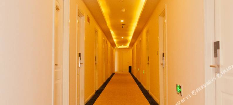 轻住·艾美精品酒店(联通路大润发店)图片