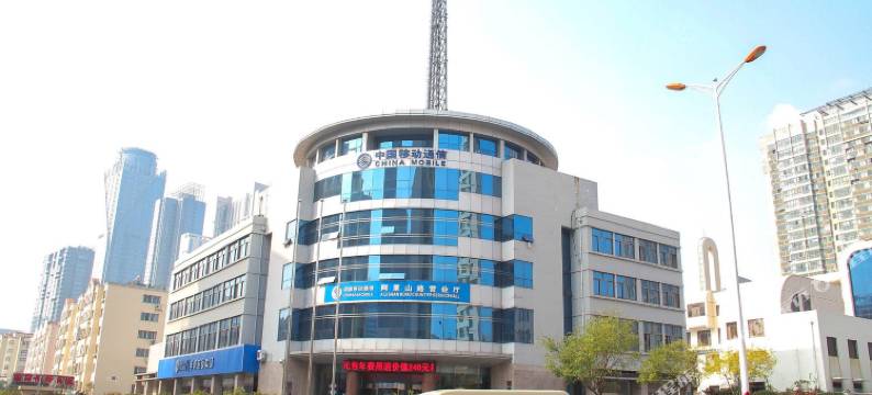 青岛华尊臻选商务酒店(黄岛金沙滩度假区唐岛湾海滨公园店)图片