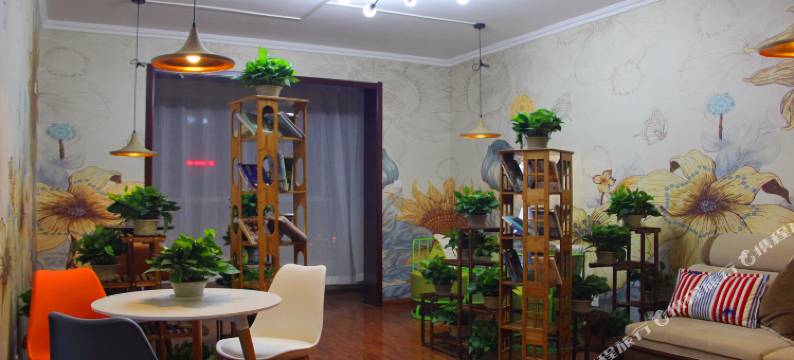 兰州花间青年公寓图片