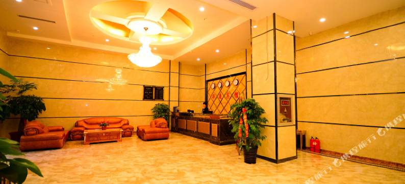 华庭假日商务酒店(徐州段庄广场店)图片