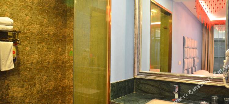 营口雨林精致酒店图片