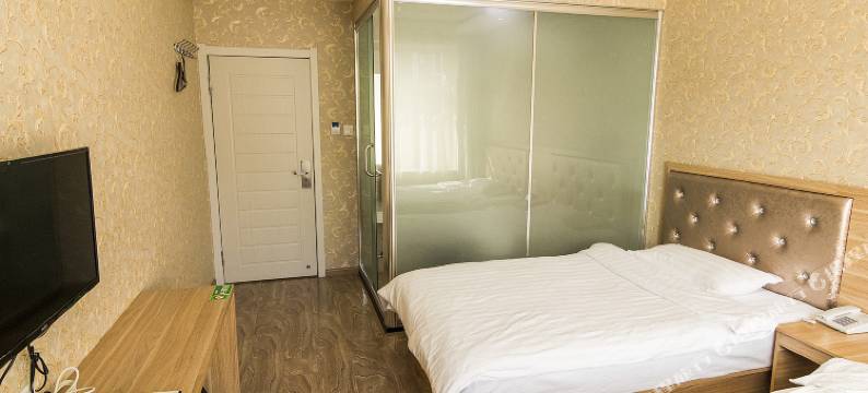 嘉荫小资假日宾馆图片