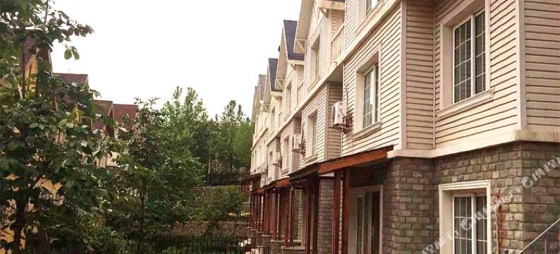 中康假日酒店图片