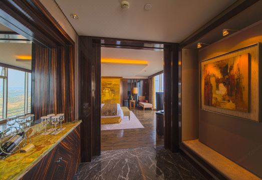 Taihu Golf HotelHotel Overview