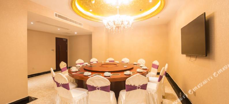 卡尔顿·东方银龙酒店(南宁广西大学新秀公园地铁站店)图片