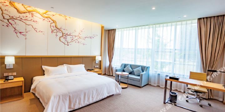 金堂朗悦酒店2晚 免费停车【毗河河畔,近金沙公园,宁静雅致】