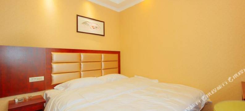 万引力酒店(郑州CBD会展中心中储粮大厦店)图片