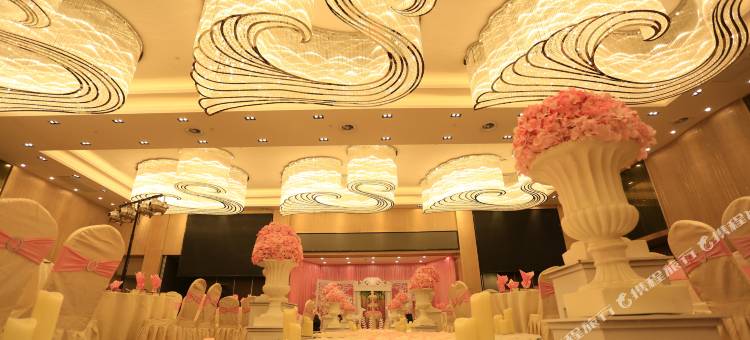 铂悦戴斯酒店(烟台南站店)图片