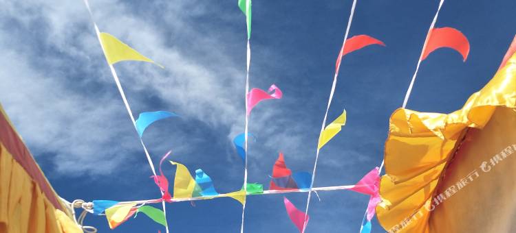 青海湖黑马河九号大本营露营基地图片