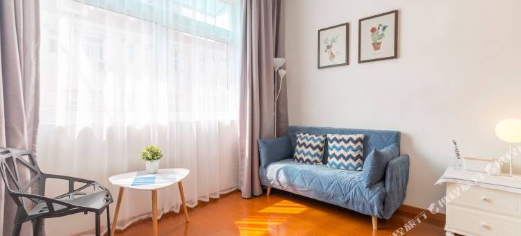 8地铁人民广场外滩公寓(上海大连路店)图片