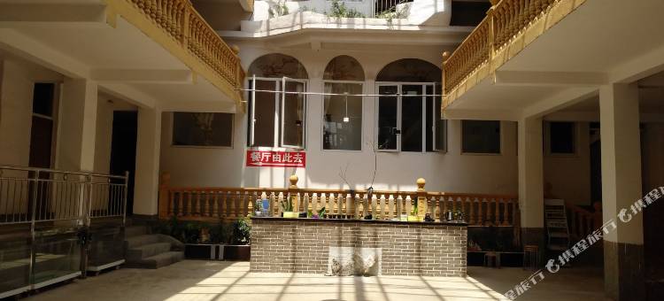 普者黑彩汕塔客栈图片