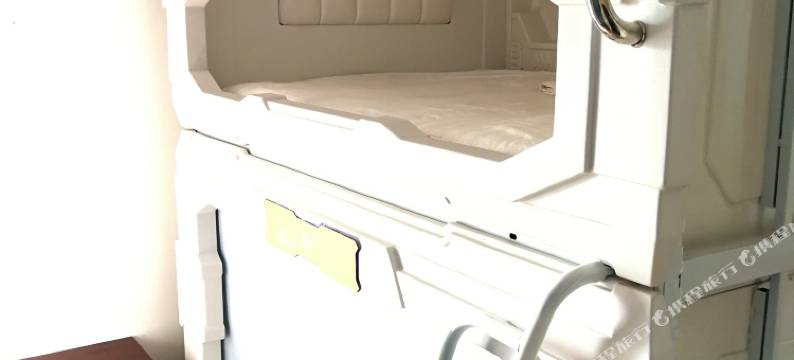 武汉蓝色太空舱旅社图片