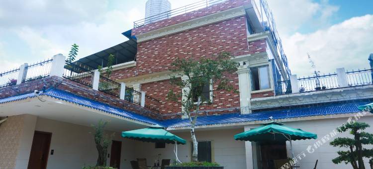 芦山南湖大酒店图片