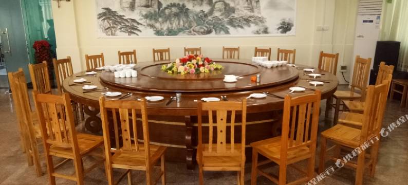 平远春天酒店图片