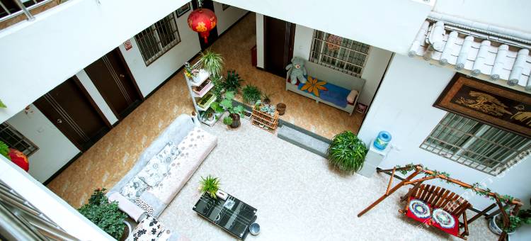 丽江舒服家酒店图片