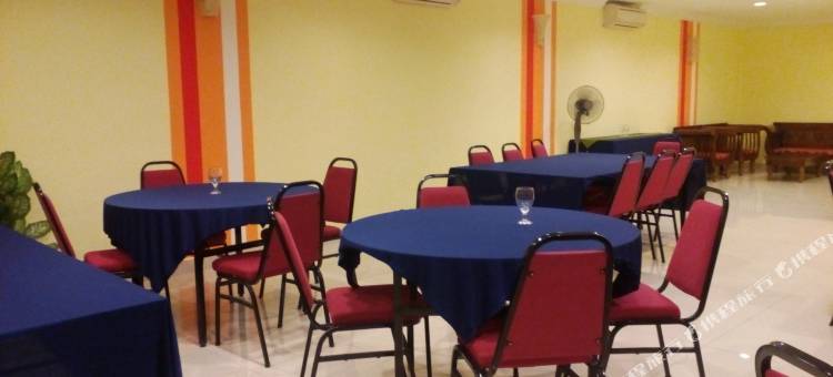 史里肯邦安心灵双迎酒店-2号分店(Sun Inns D2 @ Seri Kembangan)图片
