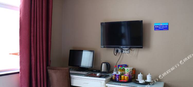 派柏云酒店(阜南谷河路店)图片