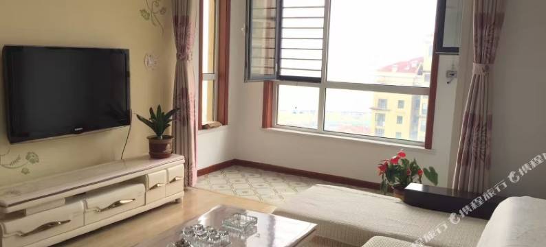 雯名公寓(青岛金沙滩路店)图片