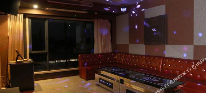 高邮湖芦苇荡湿地公园度假区客房部图片