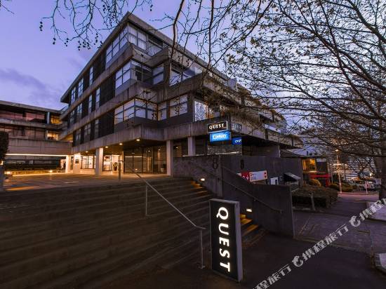 奧克蘭奎斯特帕內爾服務公寓