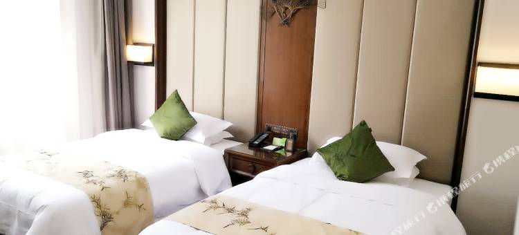 东阿原色雅居酒店图片