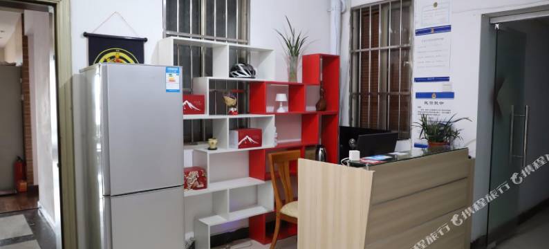 清风徐来客栈(长沙火车站地铁站店)图片