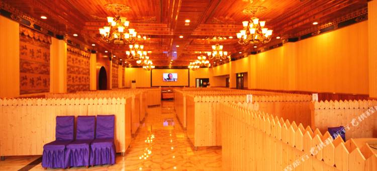 Q加·汶川巴郎山假日酒店图片