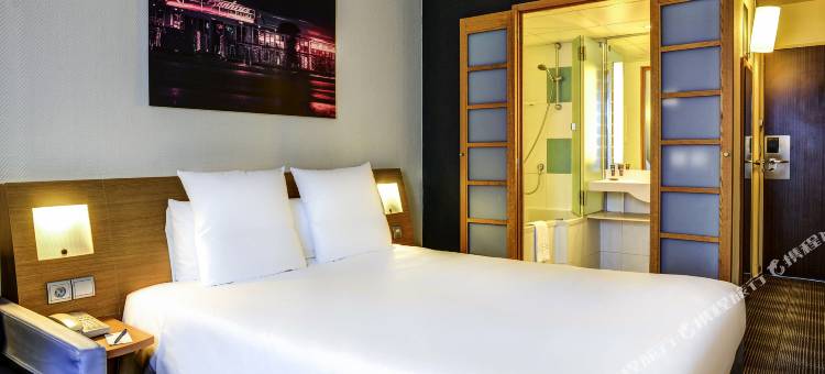 巴黎叙雷纳尼隆尚诺富特酒店(Novotel Paris Suresnes Longchamp)图片