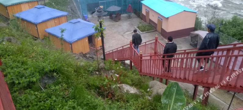 林芝排龙神汤温泉酒店图片