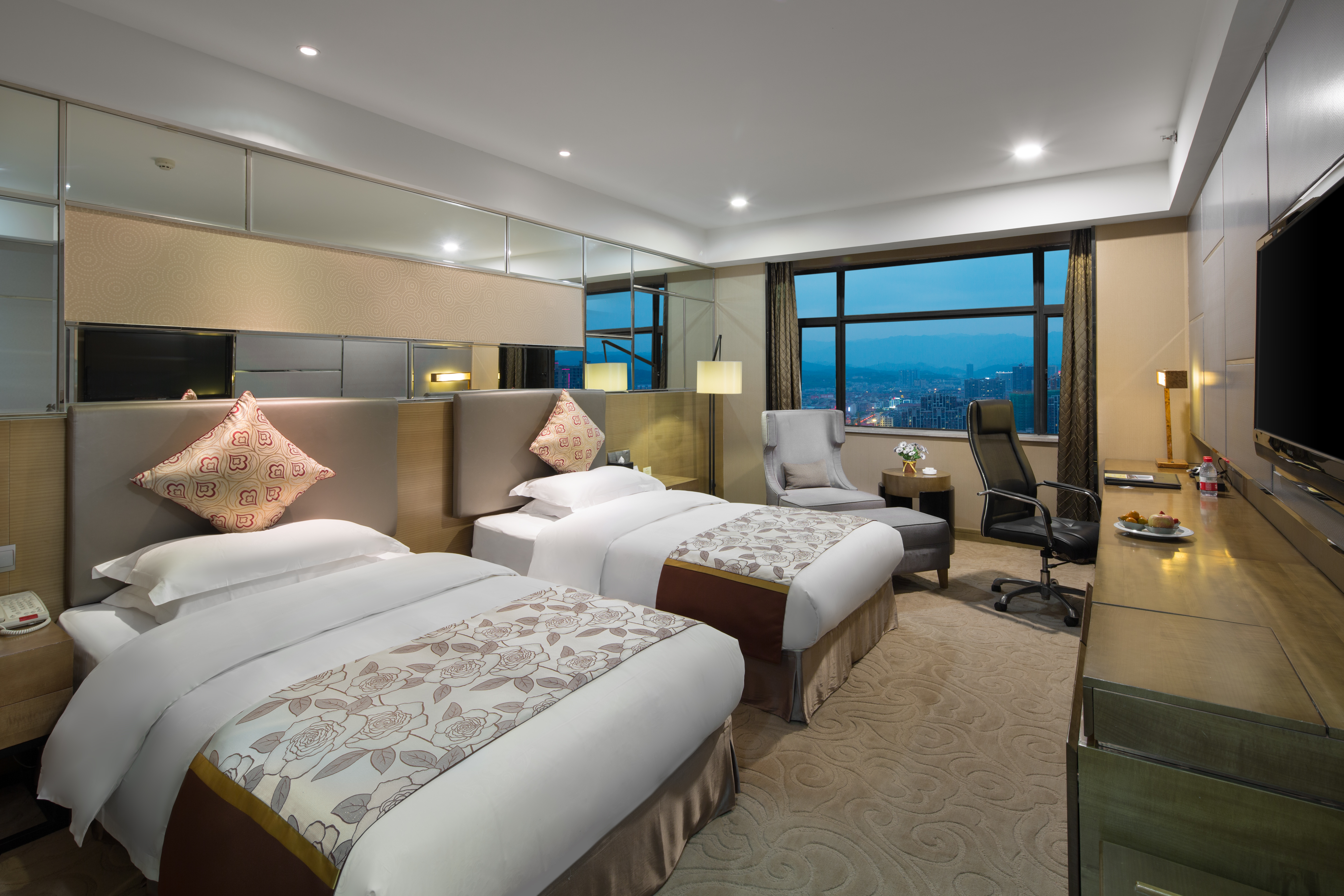 Huatian HotelOver view