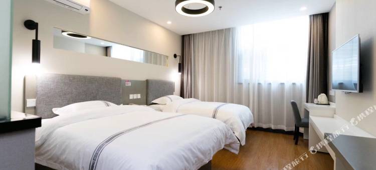 都市118·精选酒店(青岛城中城凤岗地铁店)图片