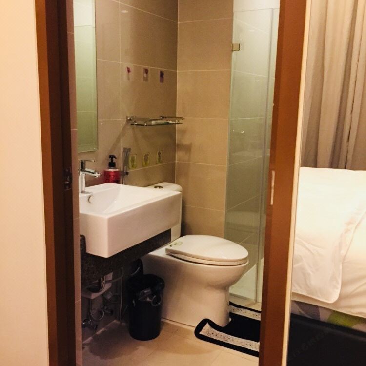 Prs At One Palmtree Villas Hotel Reviews And Room Rates - 