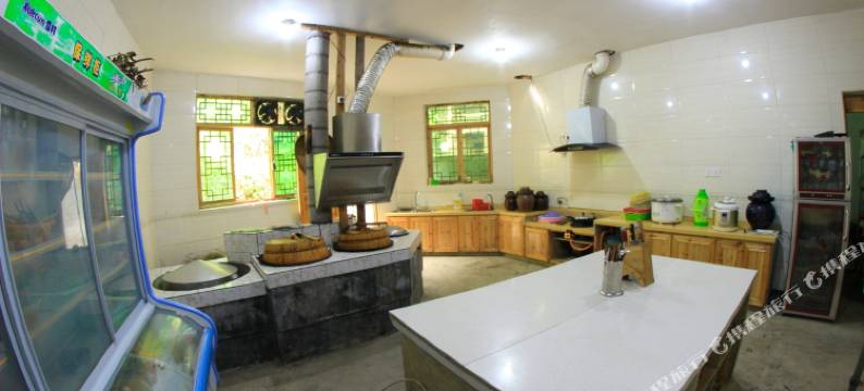 新化渠江源錾字岩农家乐图片