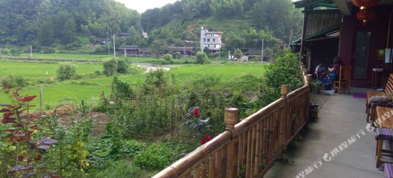 洞口金叶瑶家民宿图片