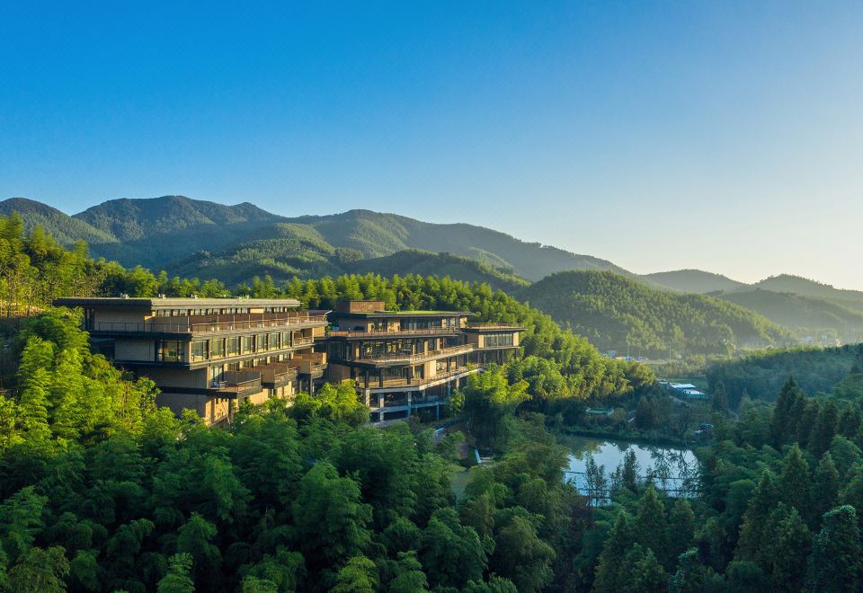 HuiXin RetreatsHotel Overview