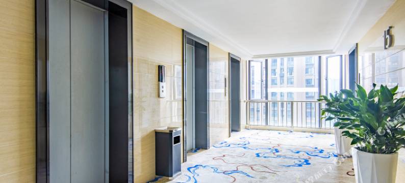 楠舍酒店(成都华府大道地铁口店)图片