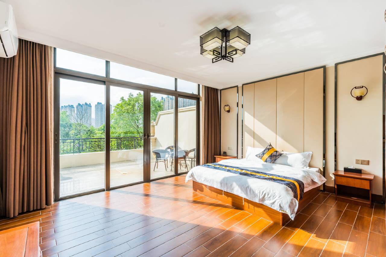 江门恒大泉都李小姐度假别墅(2号店)